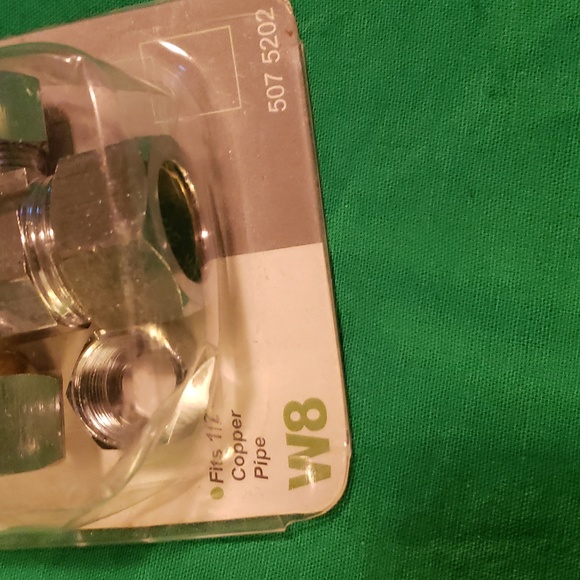 LDR 1/2" x 3/8" or 5/8" Comp Angle Shut-Off Valve New - Picture 4 of 5